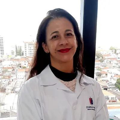 Dermatologista Ana Claudia Iague