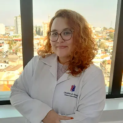 Dermatologista Catarine Simoes